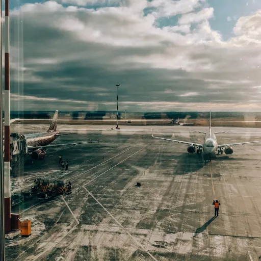 LICQual UK Level 3 Diploma in Aviation Operations and Risk Management 5 LICQual UK Level 3 Diploma in Aviation Operations and Risk Management