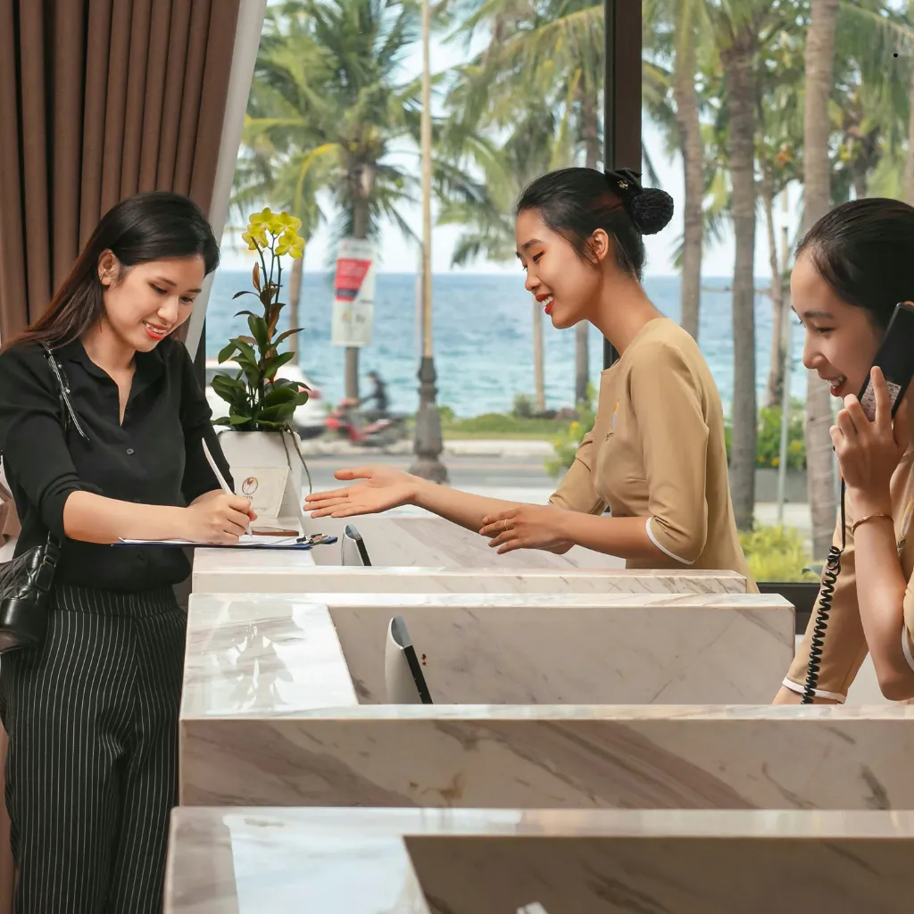 QualCert Level 3 Diploma in Hotel Management