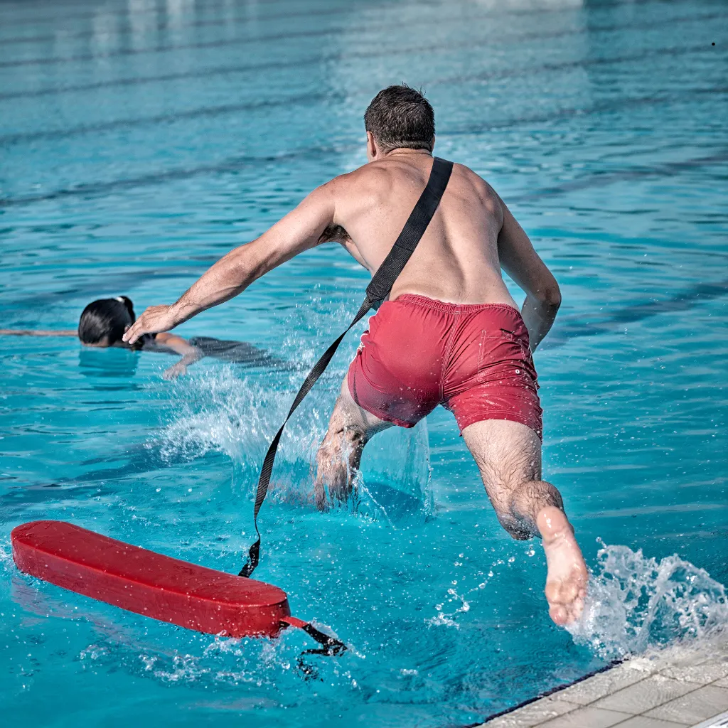 QualCert Level 3 Diploma in National Rescue for Swimming Teachers and Coaches LIGHT (NRASTC LIGHT)